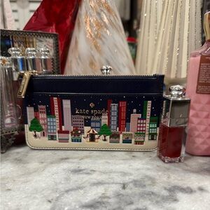NWT Kate Spade Winter Wonders Large Slide Card Holder.